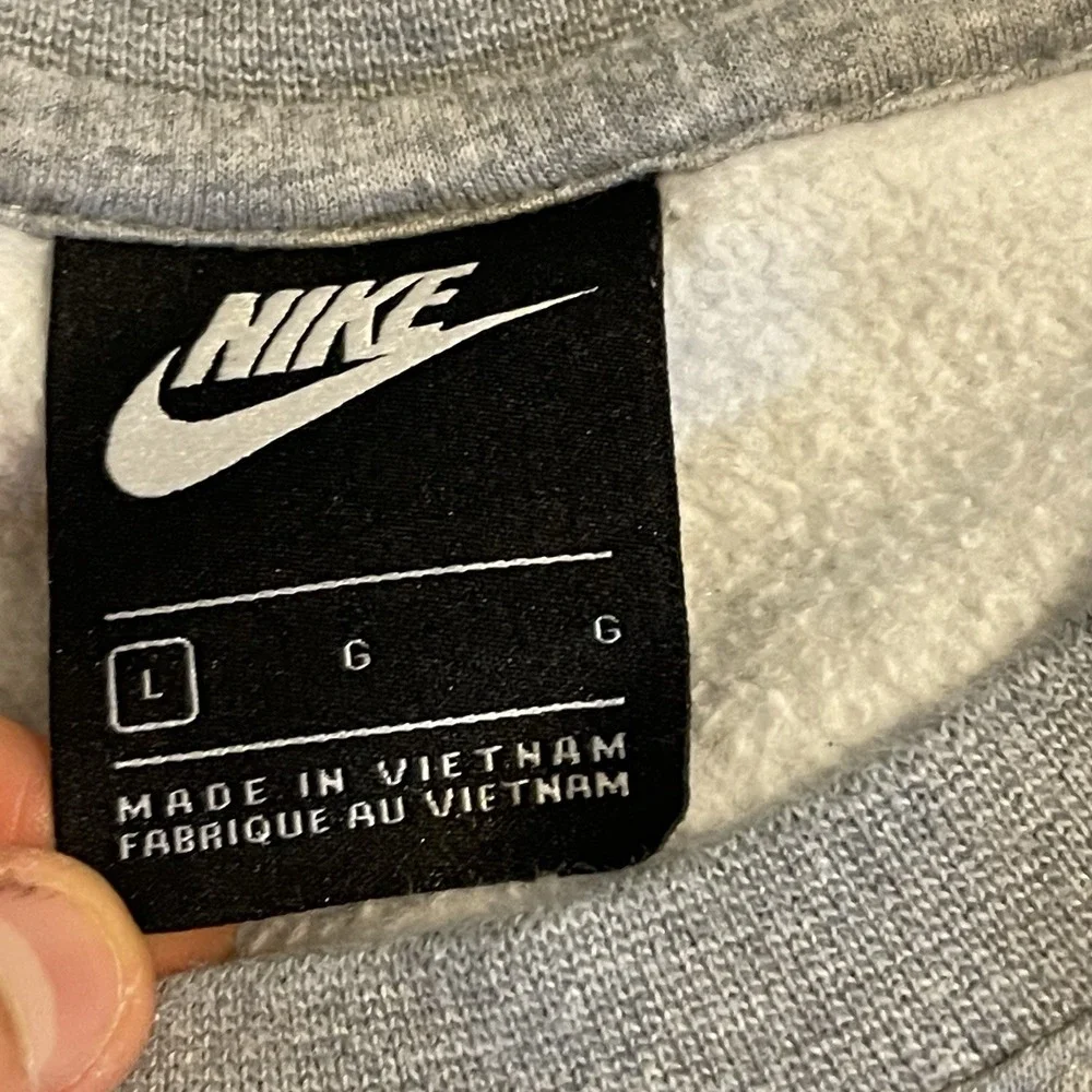 Nike Sweater Men‎ Large Gray Pullover Sweatshirt Physical Therapy Sports Rehab